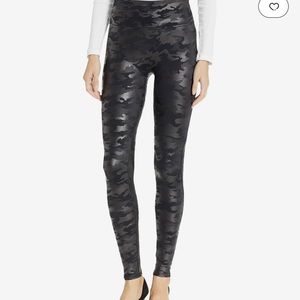Spanx Size Small Black Camo Faux Leather Leggings, EUC